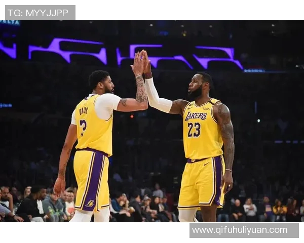 雄鹿与湖人激情对决NBA赛场再掀波澜球迷期待精彩瞬间