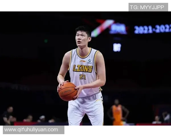 胡金秋的篮球之路：从青涩少年到CBA明星的奋斗历程与成就